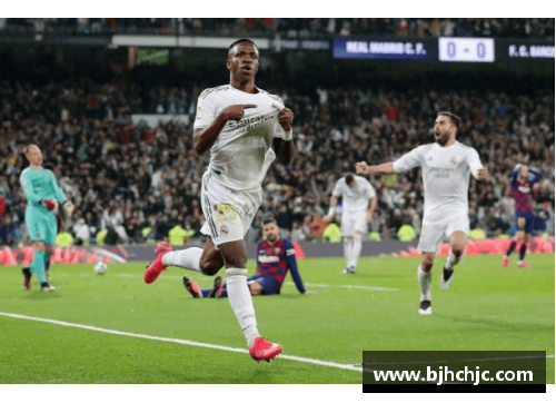 米乐M6皇马2-1塞维利亚登顶西甲；哈兰德首秀戴帽助多特大逆转
