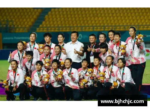 米乐M6马云心中的足球梦与球星的传奇故事相融合探讨足球与梦想的无限可能性 - 副本
